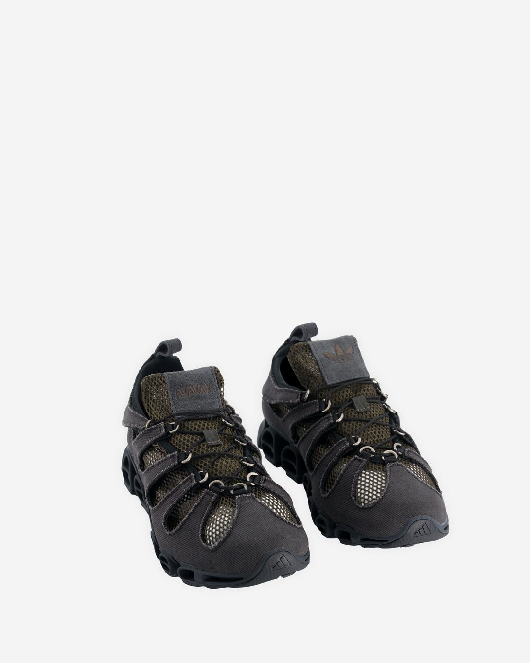 Av Megaride Cutout - ADIDAS x AVAVAV - Elevastor