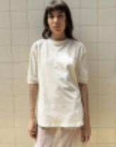 Backless T-Shirt - Hannah Creak - Elevastor