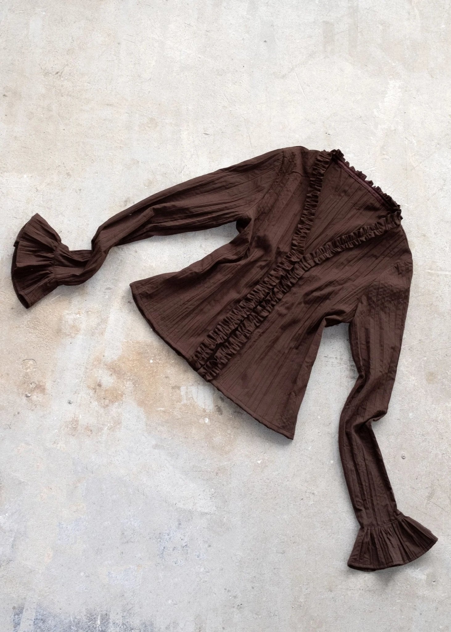 crinkle ruffle shirt (espresso) - SBA - Elevastor