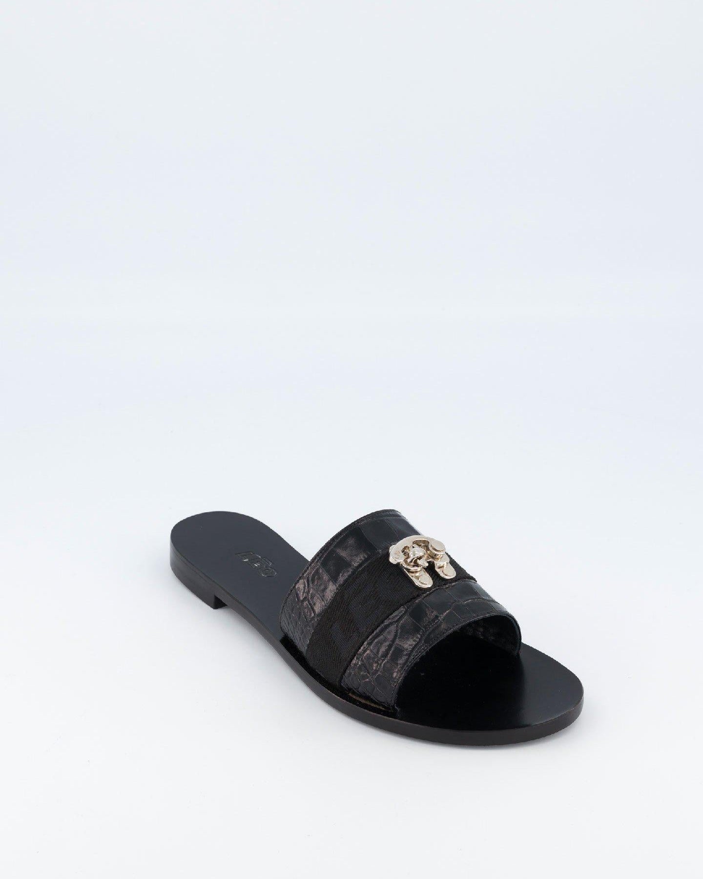 Black Swing Hook Slippers - Leo - Elevastor